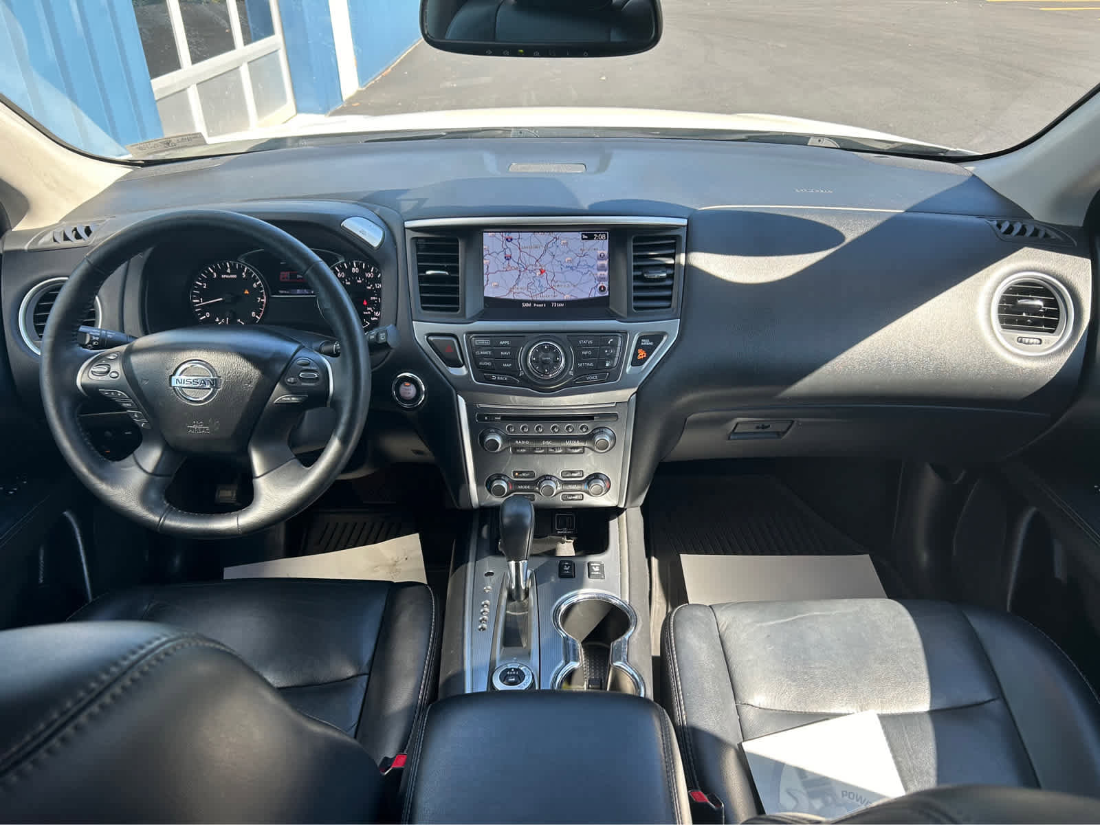 Used 2019 Nissan Pathfinder SL image 9