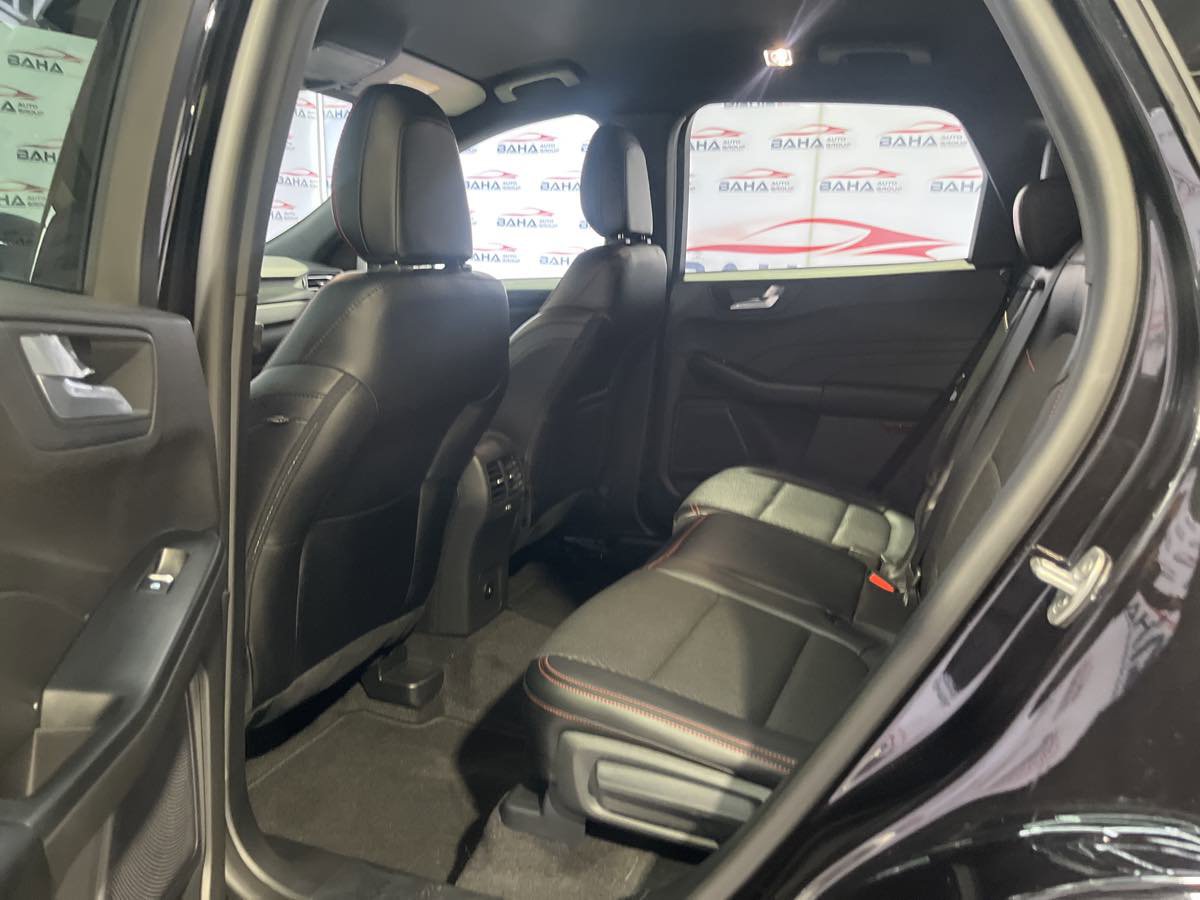 Used 2024 Ford Escape ST-Line Select w/ Tech Pack #1 AWD/4WD image 27