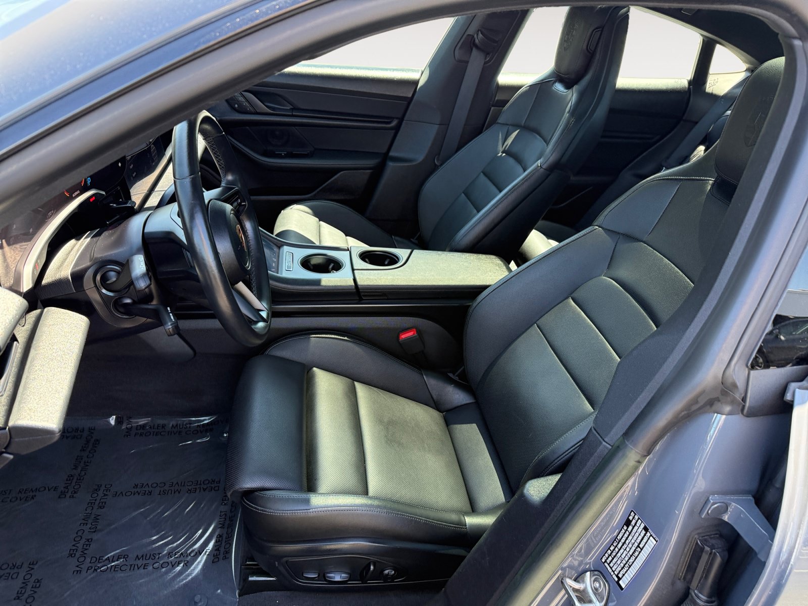 Used 2022 Porsche Taycan RWD image 10