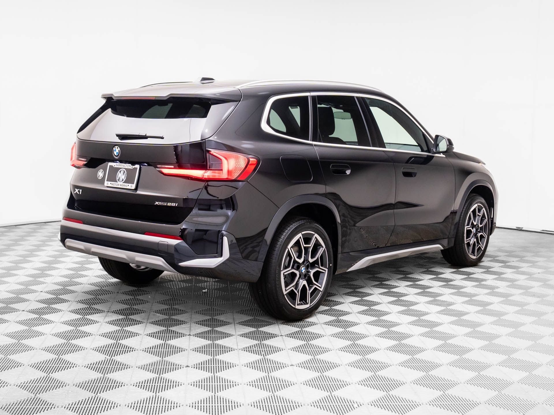 New 2026 BMW X1 xDrive28i w/ Convenience Package AWD/4WD image 6