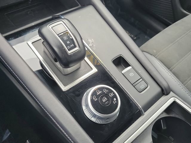 Used 2024 Mitsubishi Outlander SE image 32