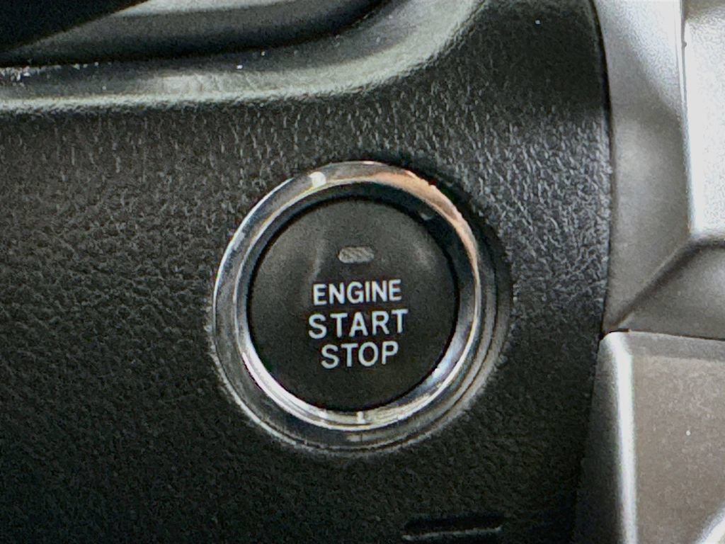 Used 2019 Toyota 4Runner Limited AWD/4WD image 28