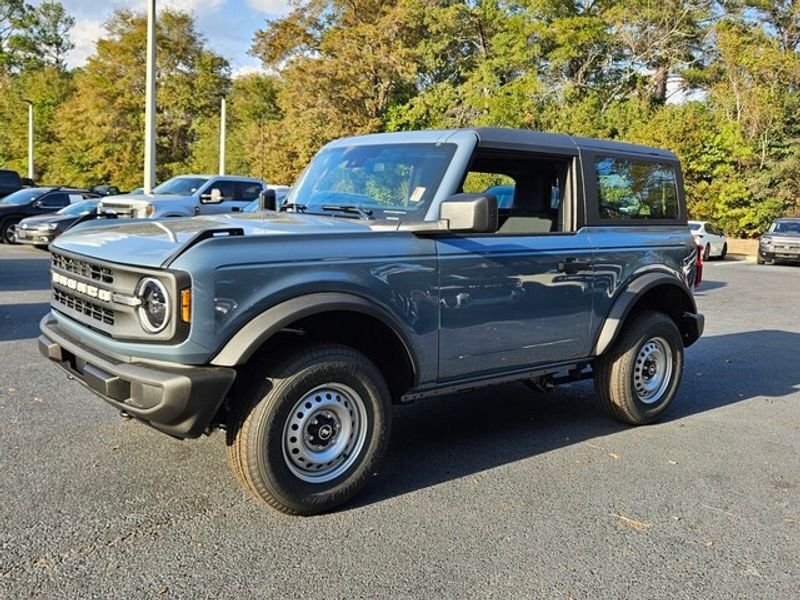 New 2025 Ford Bronco 2-Door AWD/4WD image 3