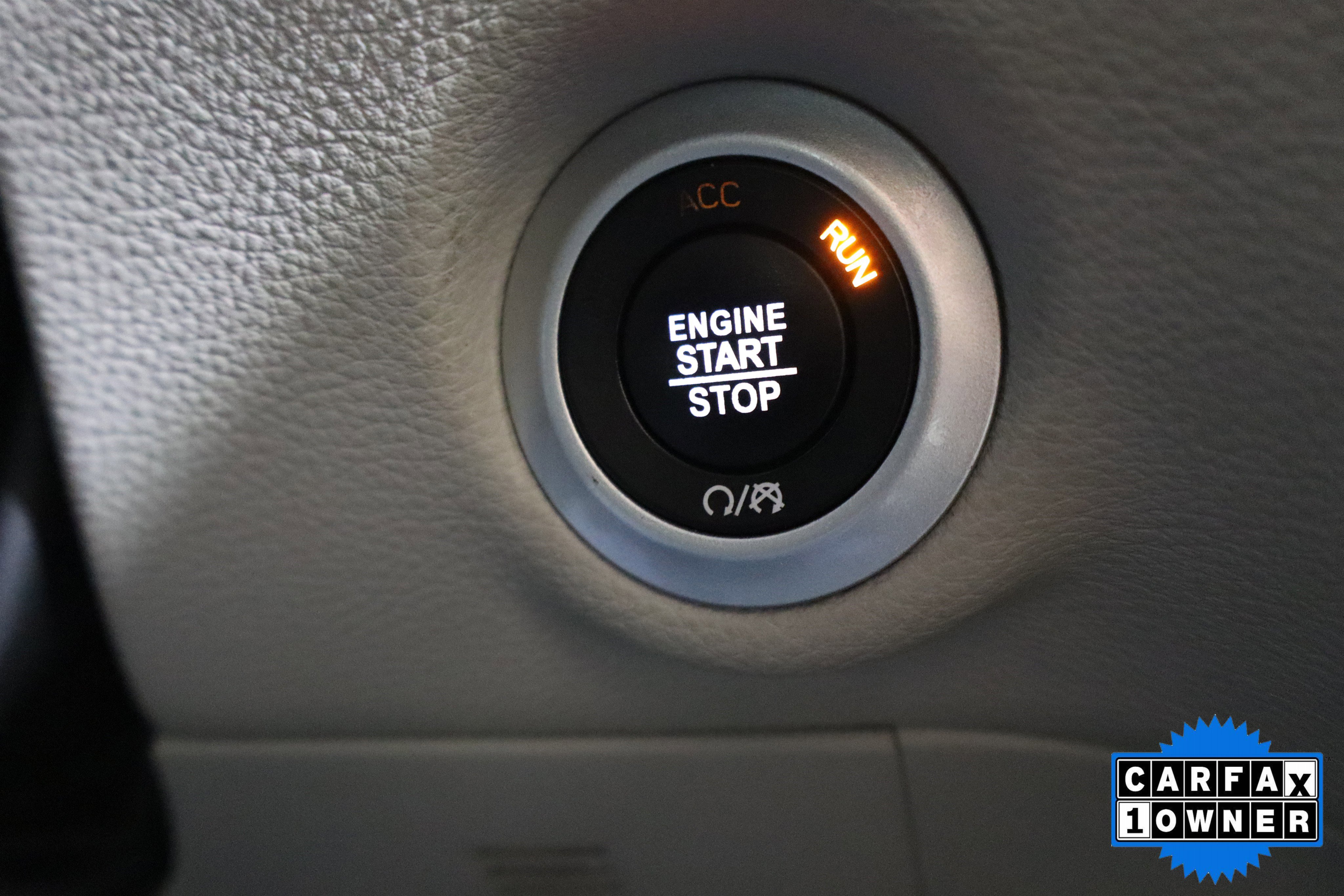 Used 2024 Chrysler Pacifica Select image 31