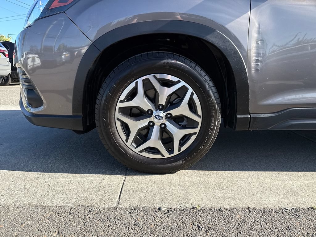 Used 2022 Subaru Forester Premium AWD/4WD image 29