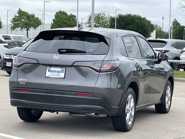 Certified 2025 Honda HR-V LX image 4