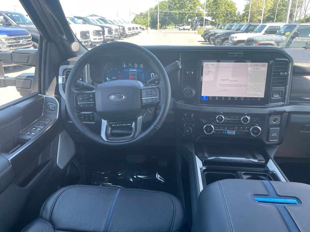 New 2026 Ford F350 Platinum w/ FX4 Off-Road Package AWD/4WD image 13