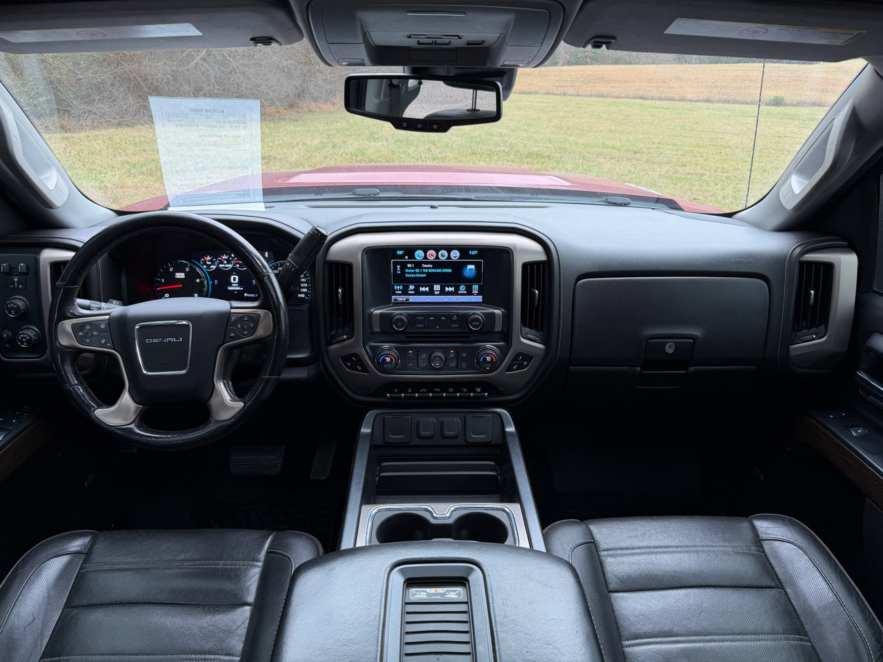 Used 2018 GMC Sierra 2500 Denali image 2