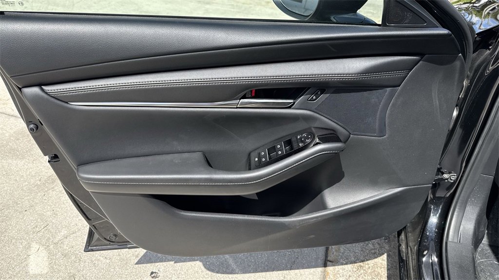 New 2025 MAZDA MAZDA3 s image 39