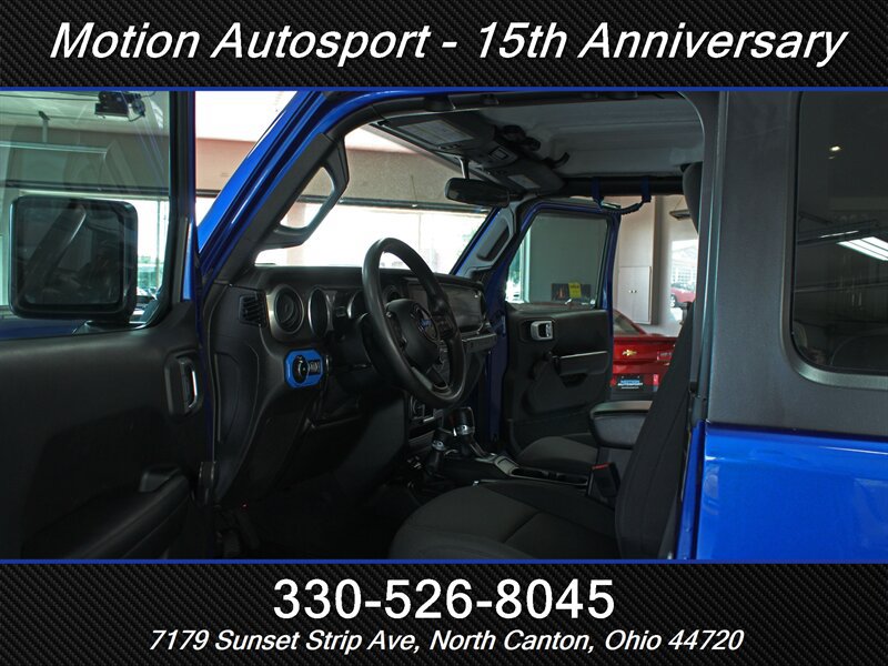 Used 2019 Jeep Wrangler Sport AWD/4WD image 13