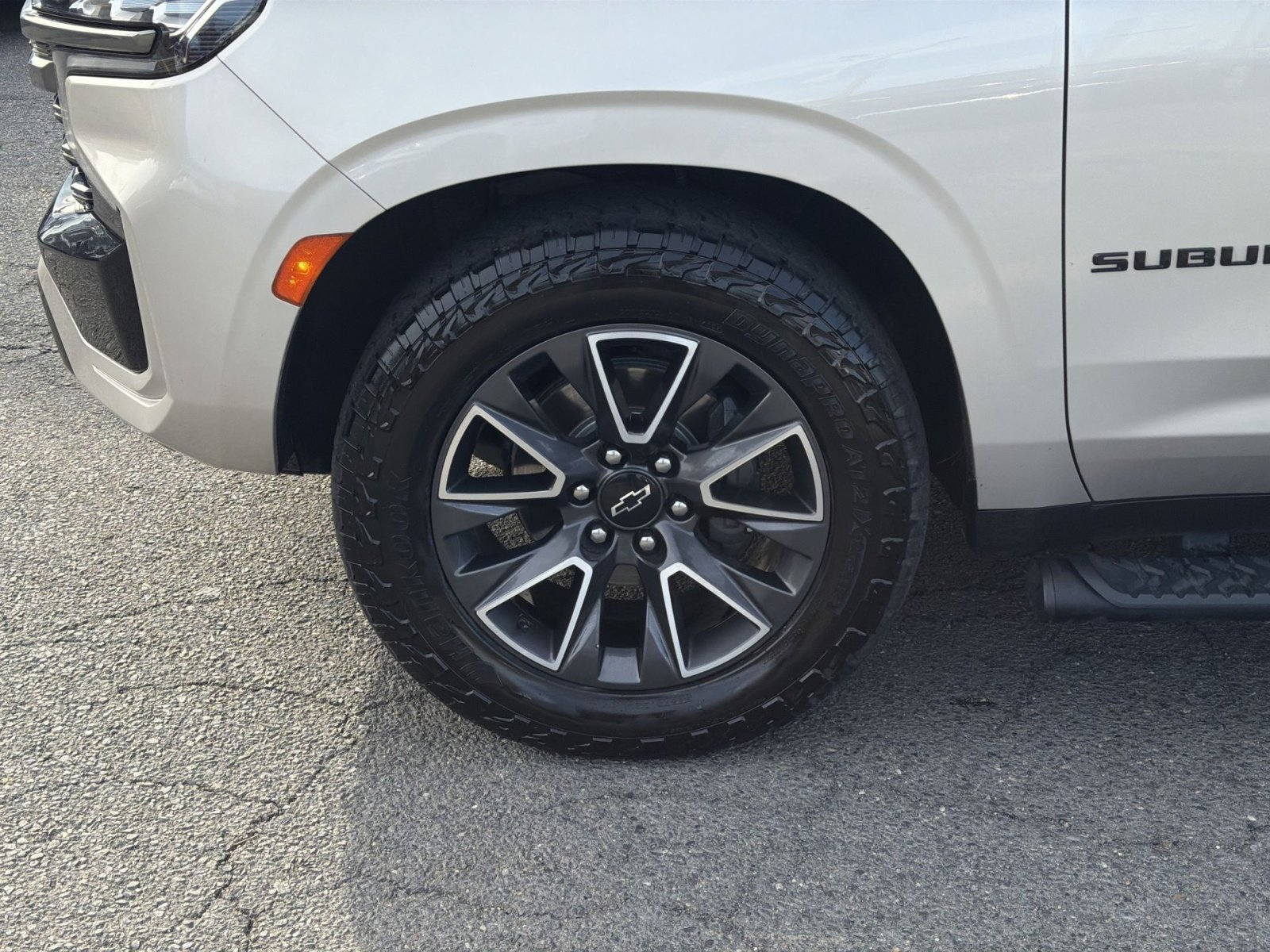 Used 2021 Chevrolet Suburban Z71 w/ Z71 Off-Road Package image 12