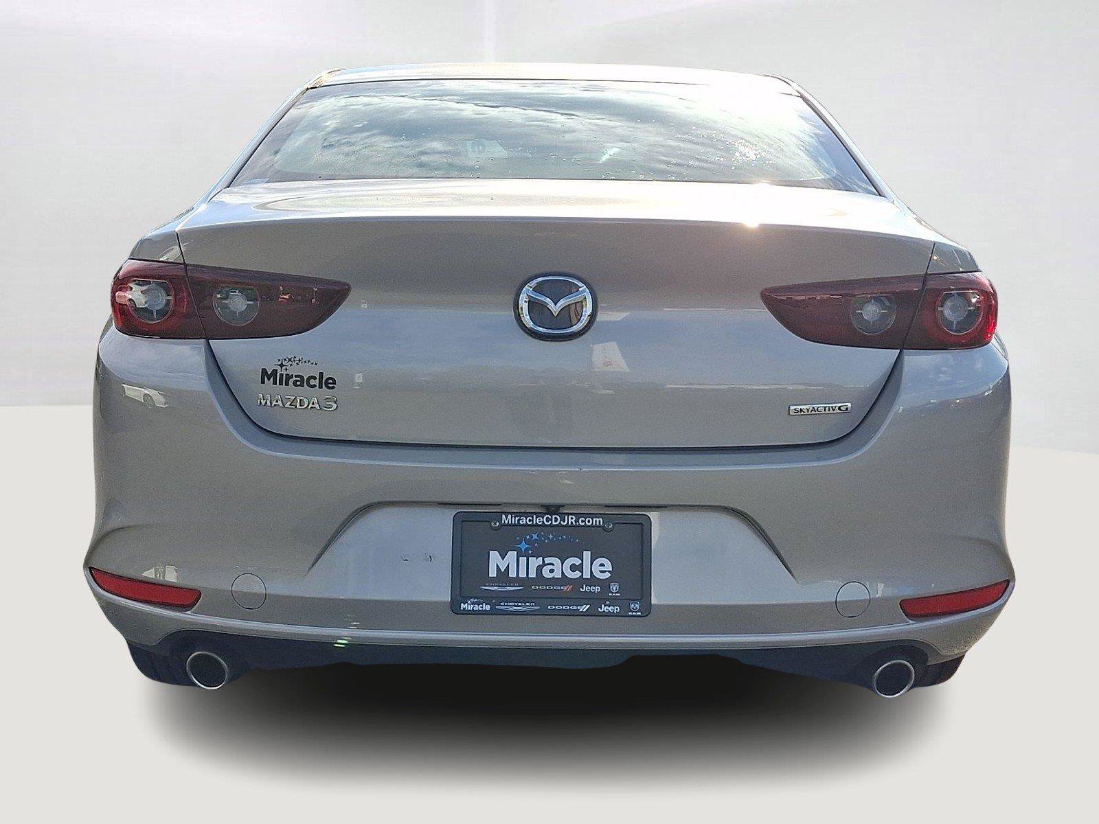 Used 2023 MAZDA MAZDA3 s FWD image 5