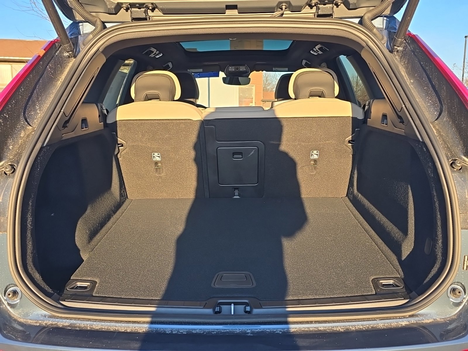 New 2026 Volvo XC60 B5 Core w/ Climate Package image 23