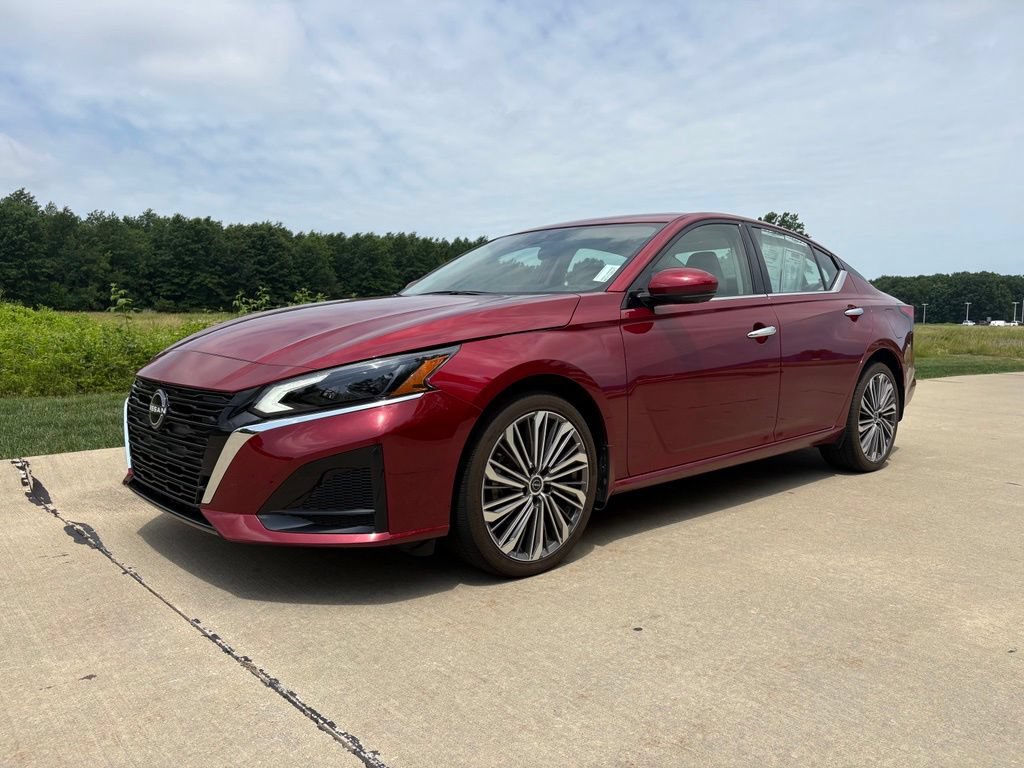 Used 2023 Nissan Altima 2.5 SL