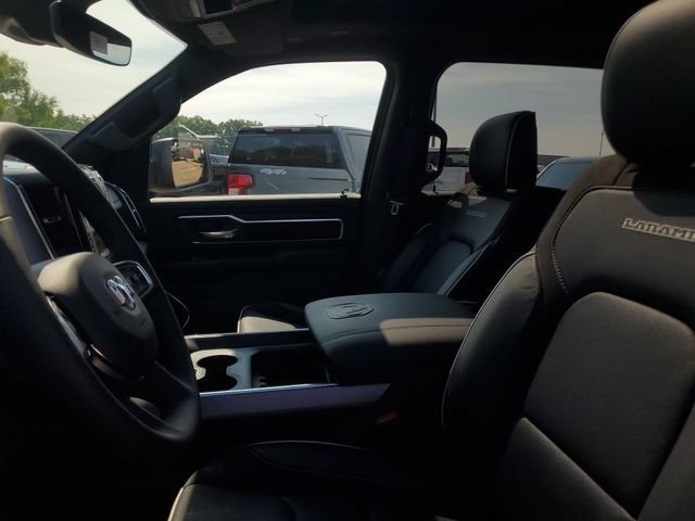 New 2026 RAM 1500 Laramie w/ Sport Appearance Package AWD/4WD image 17