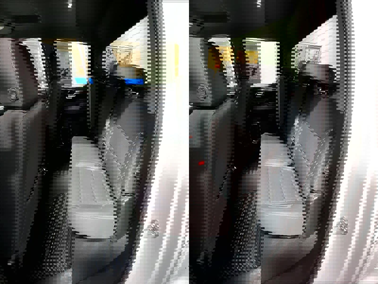 Used 2025 Chevrolet Silverado 1500 LT image 15