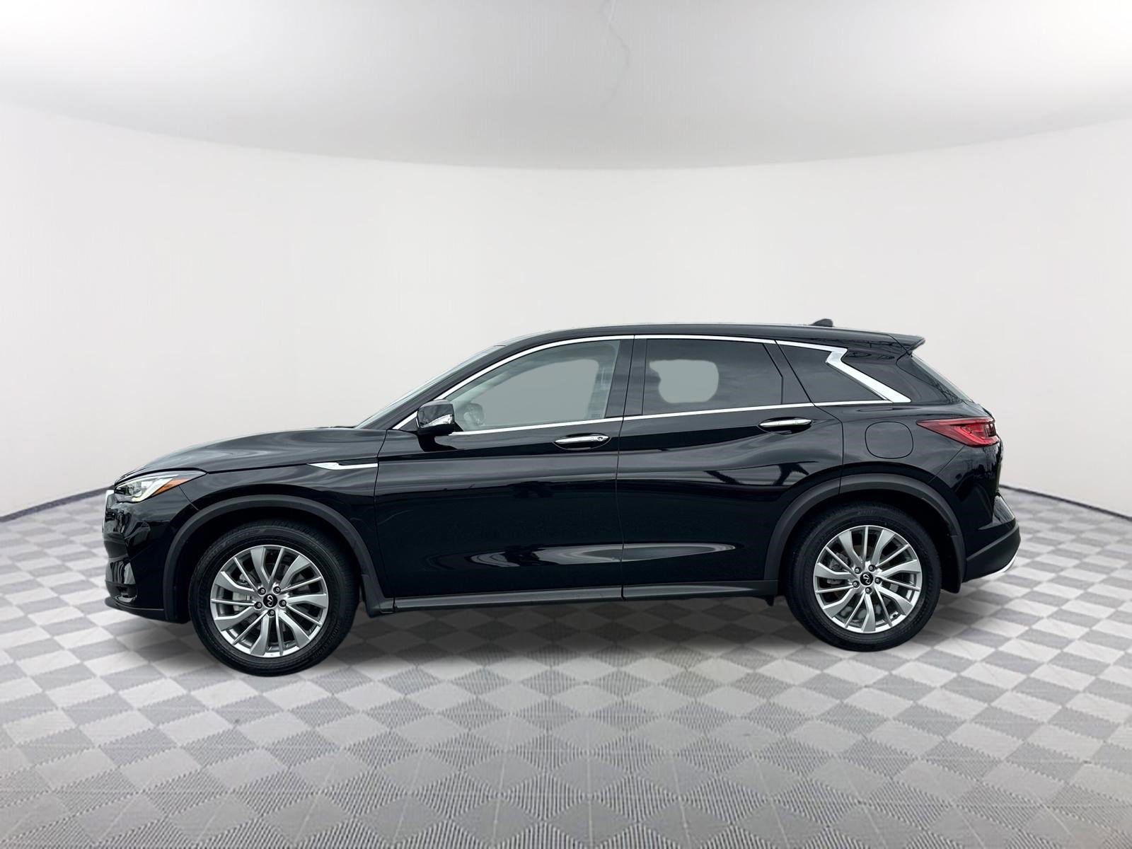Used 2023 INFINITI QX50 Pure FWD image 8
