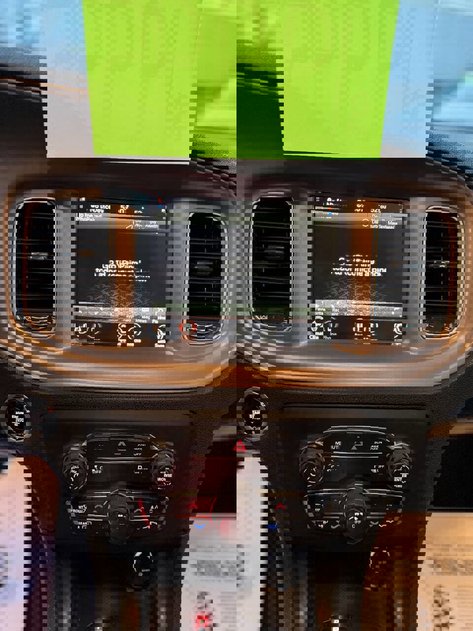 Used 2023 Dodge Charger SXT image 19