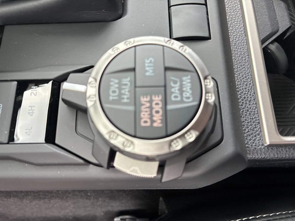 New 2026 Toyota 4Runner TRD Off-Road Premium AWD/4WD image 27
