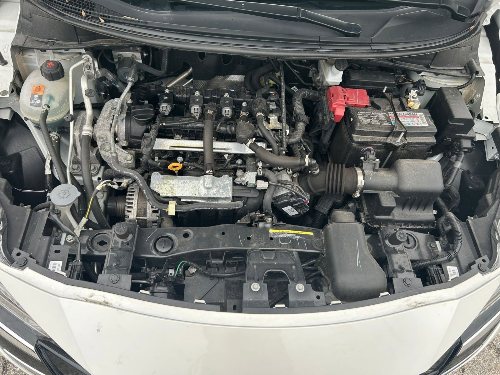 Used 2025 Nissan Versa SV FWD image 27