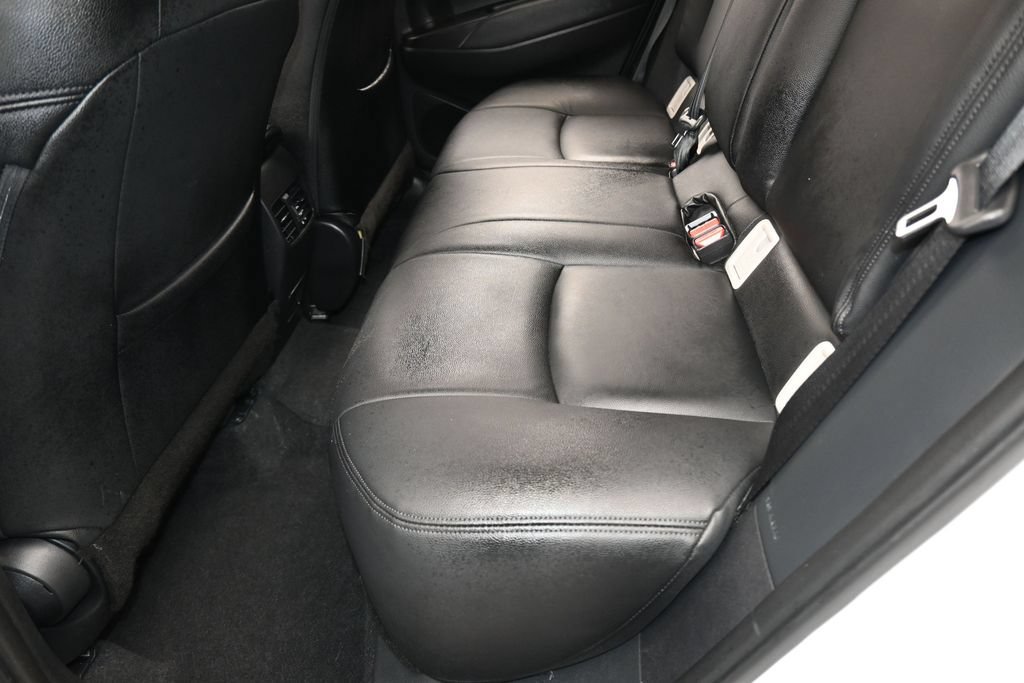 Used 2025 Toyota Corolla Cross LE FWD image 31