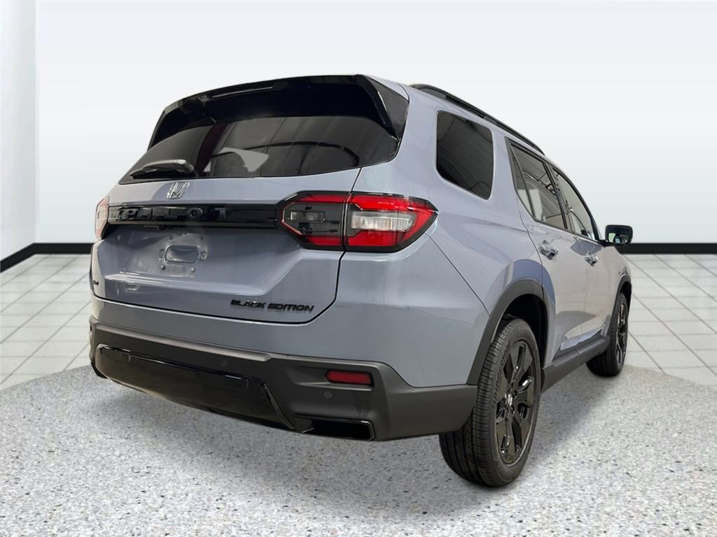 New 2026 Honda Pilot Black Edition image 3
