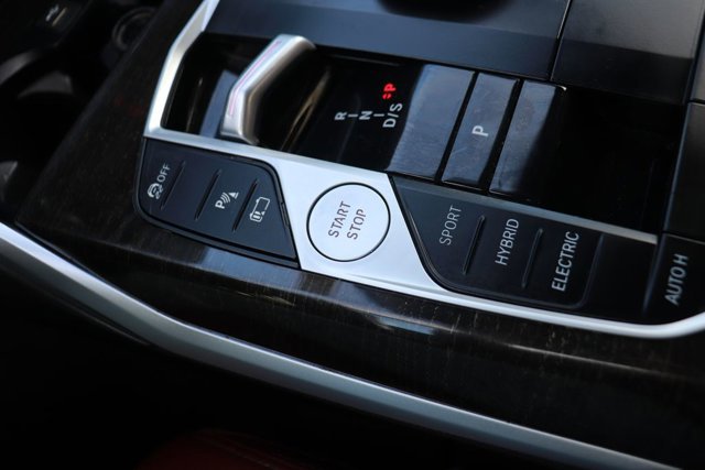 Used 2023 BMW 330e w/ M Sport Package image 18