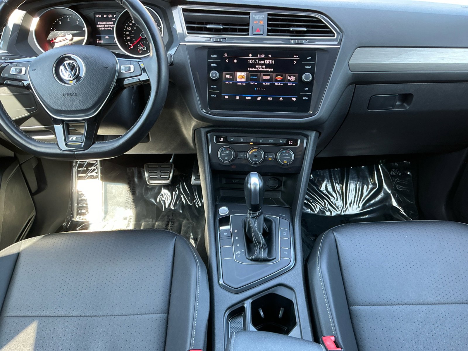 Used 2021 Volkswagen Tiguan SE R-Line FWD image 10