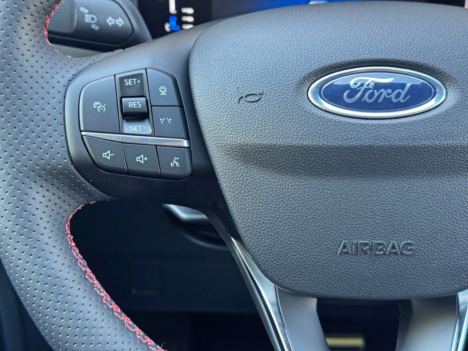 Used 2024 Ford Escape ST-Line w/ Tech Pack #1 image 19