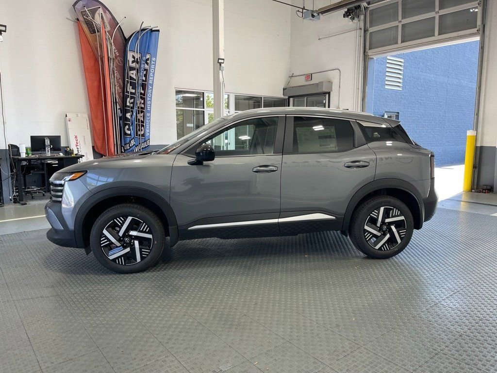 New 2026 Nissan Kicks SV w/ SV Premium Package image 5