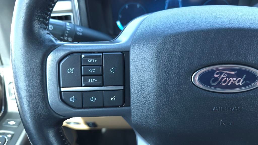 Used 2024 Ford F350 Lariat w/ Chrome Package image 29