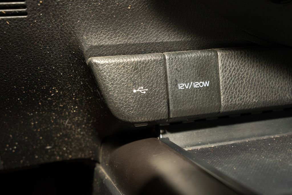 Used 2021 Toyota Camry LE image 13