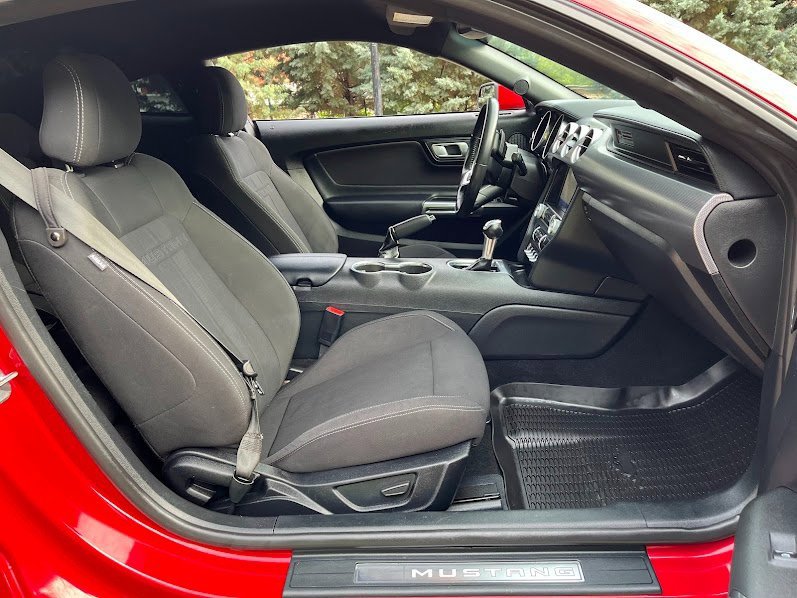 Used 2020 Ford Mustang GT w/ Equipment Group 301A image 38