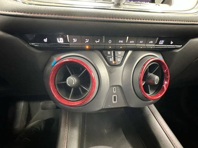 Used 2021 Chevrolet Blazer RS AWD/4WD image 17