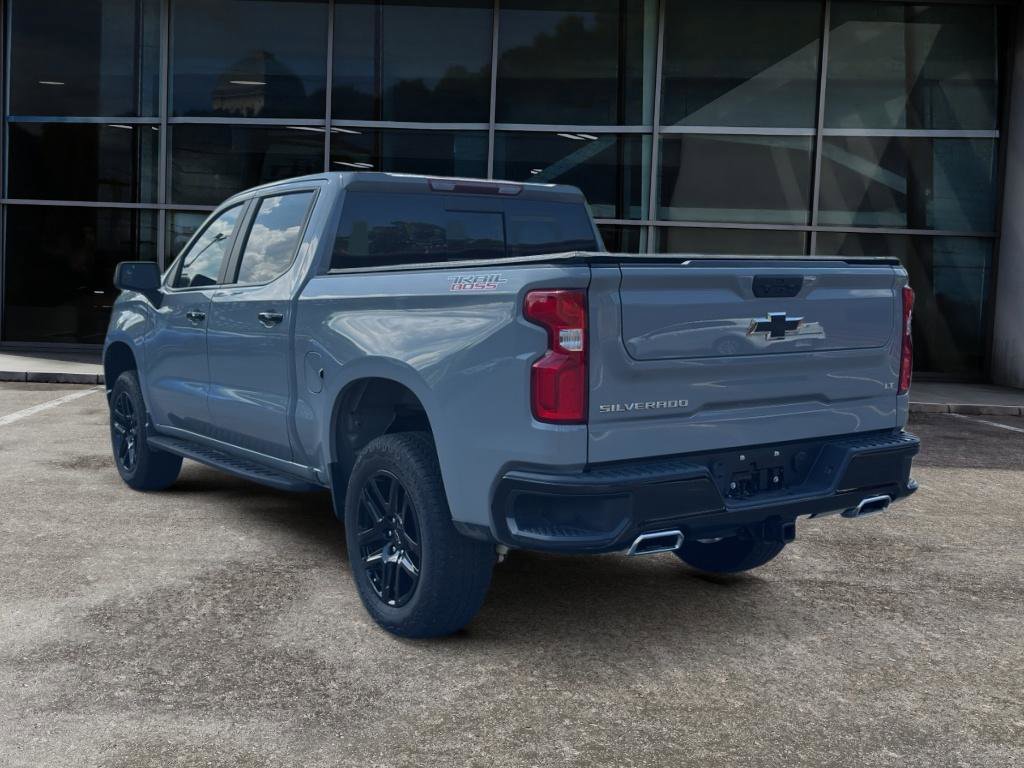 Used 2024 Chevrolet Silverado 1500 LT Trail Boss w/ Convenience Package II AWD/4WD image 7