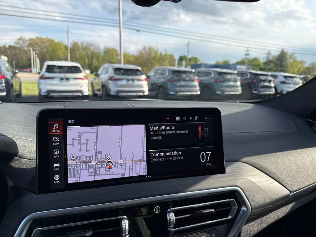 Used 2024 BMW X4 M40i w/ Premium Package AWD/4WD image 16