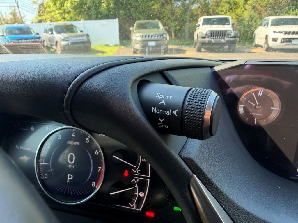 Used 2019 Lexus ES 350 w/ Accessory Package 2 FWD image 17