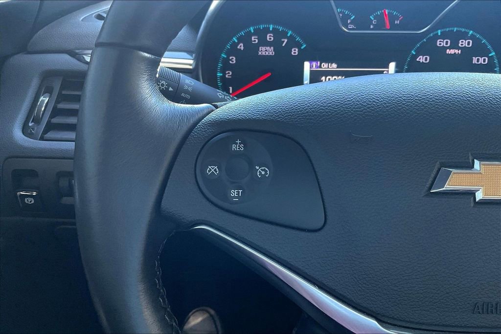 Used 2018 Chevrolet Impala Premier FWD image 25