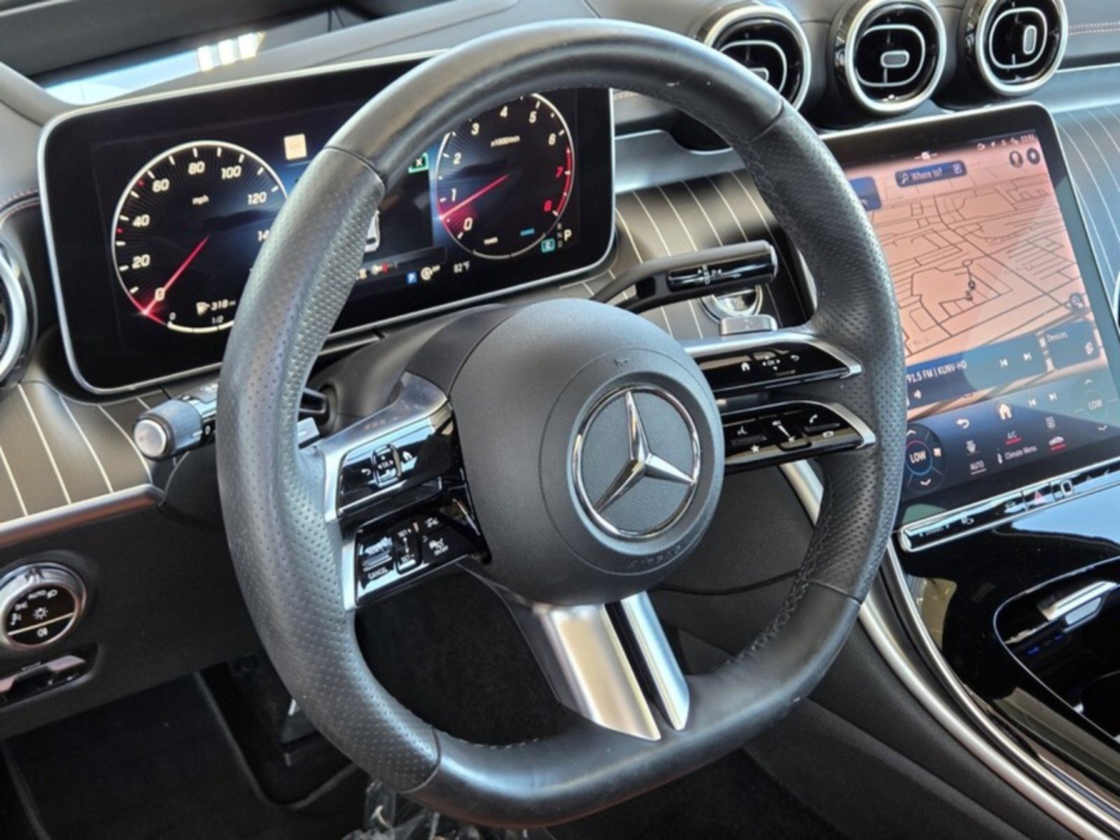 Certified 2024 Mercedes-Benz C 300 4MATIC Sedan image 27