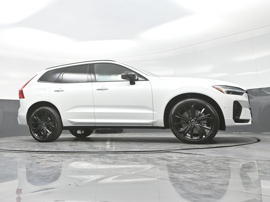 New 2026 Volvo XC60 T8 Ultra w/ Climate Package AWD/4WD image 31