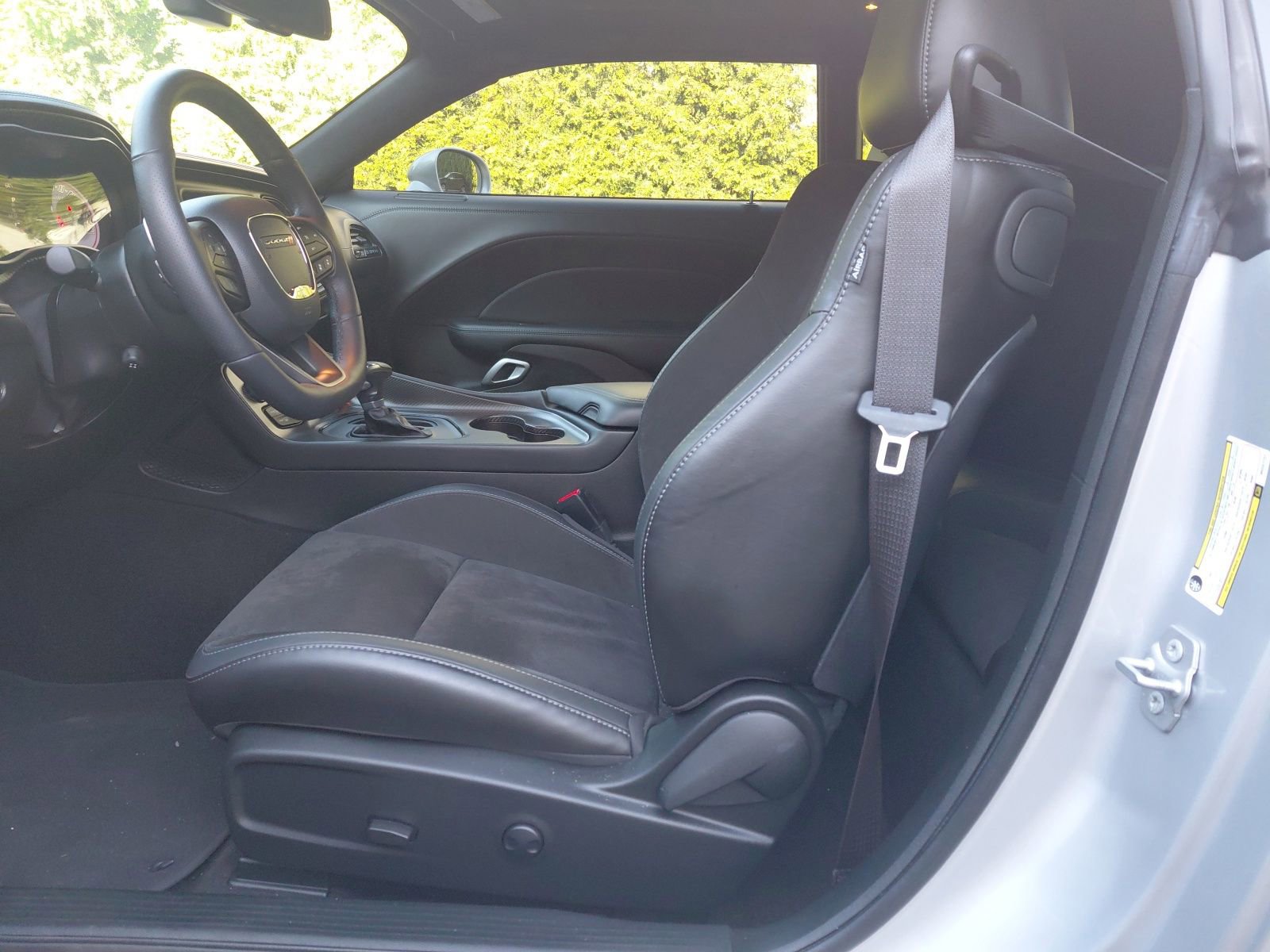 Used 2022 Dodge Challenger R/T Scat Pack RWD image 2