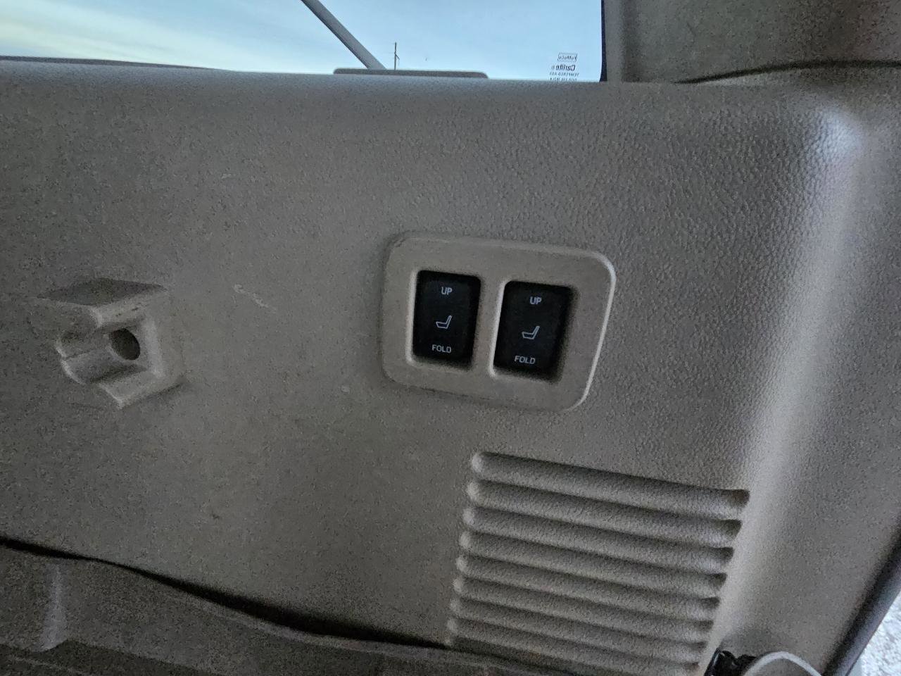 Used 2012 Ford Expedition EL XLT image 16