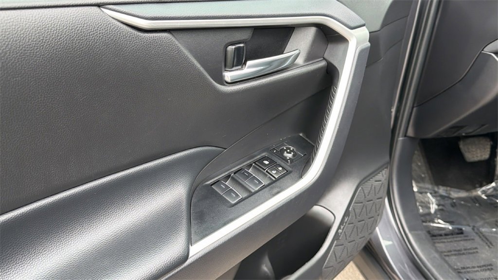 Certified 2024 Toyota RAV4 XLE image 15