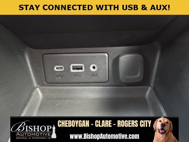 Used 2024 GMC Terrain SLE w/ Driver Convenience Package AWD/4WD image 14