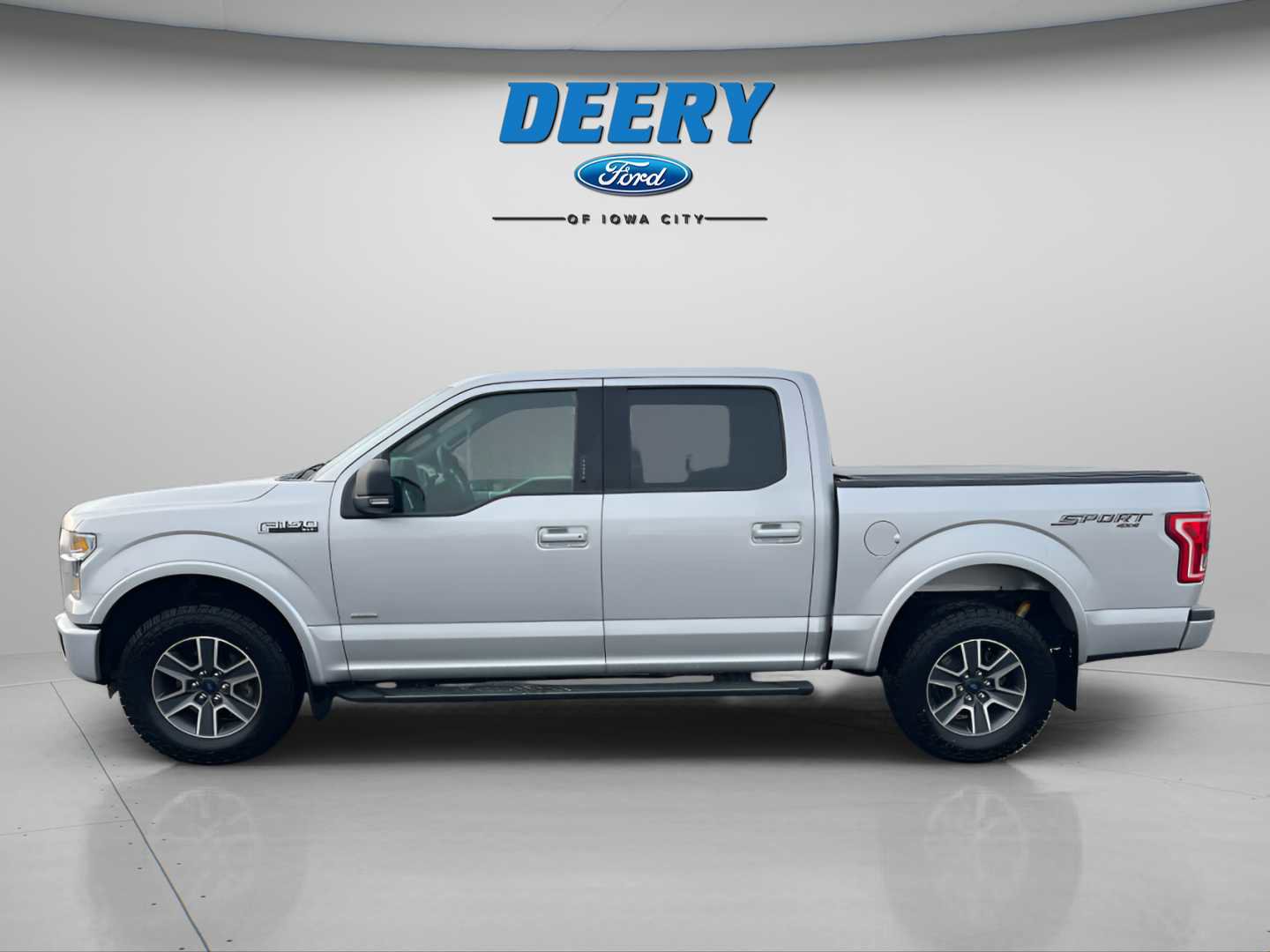 Used 2016 Ford F150 XLT w/ Equipment Group 302A Luxury image 5