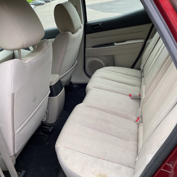 Used 2011 MAZDA CX-7 i SV FWD image 8