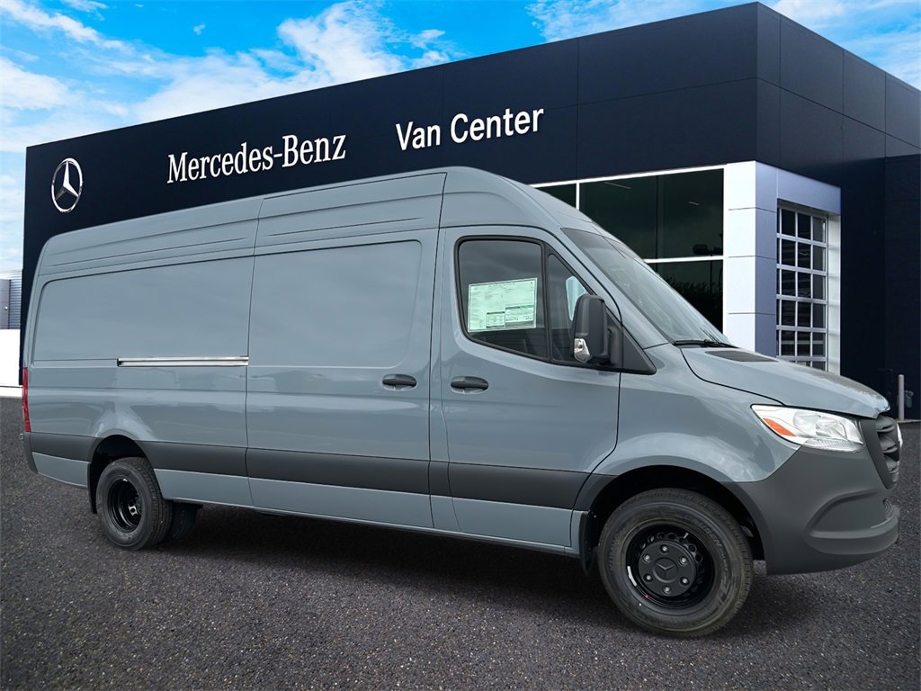 New 2026 Mercedes-Benz Sprinter 3500 image 2