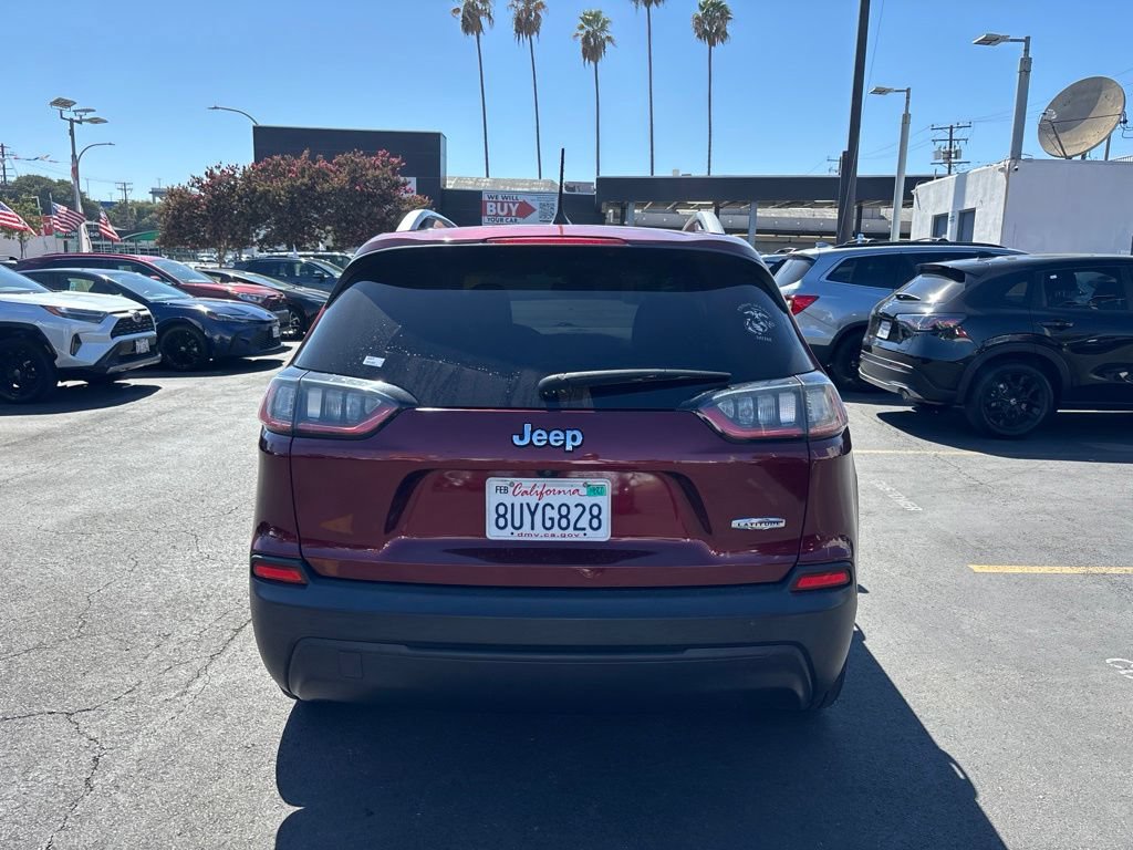 Used 2021 Jeep Cherokee Latitude FWD image 5