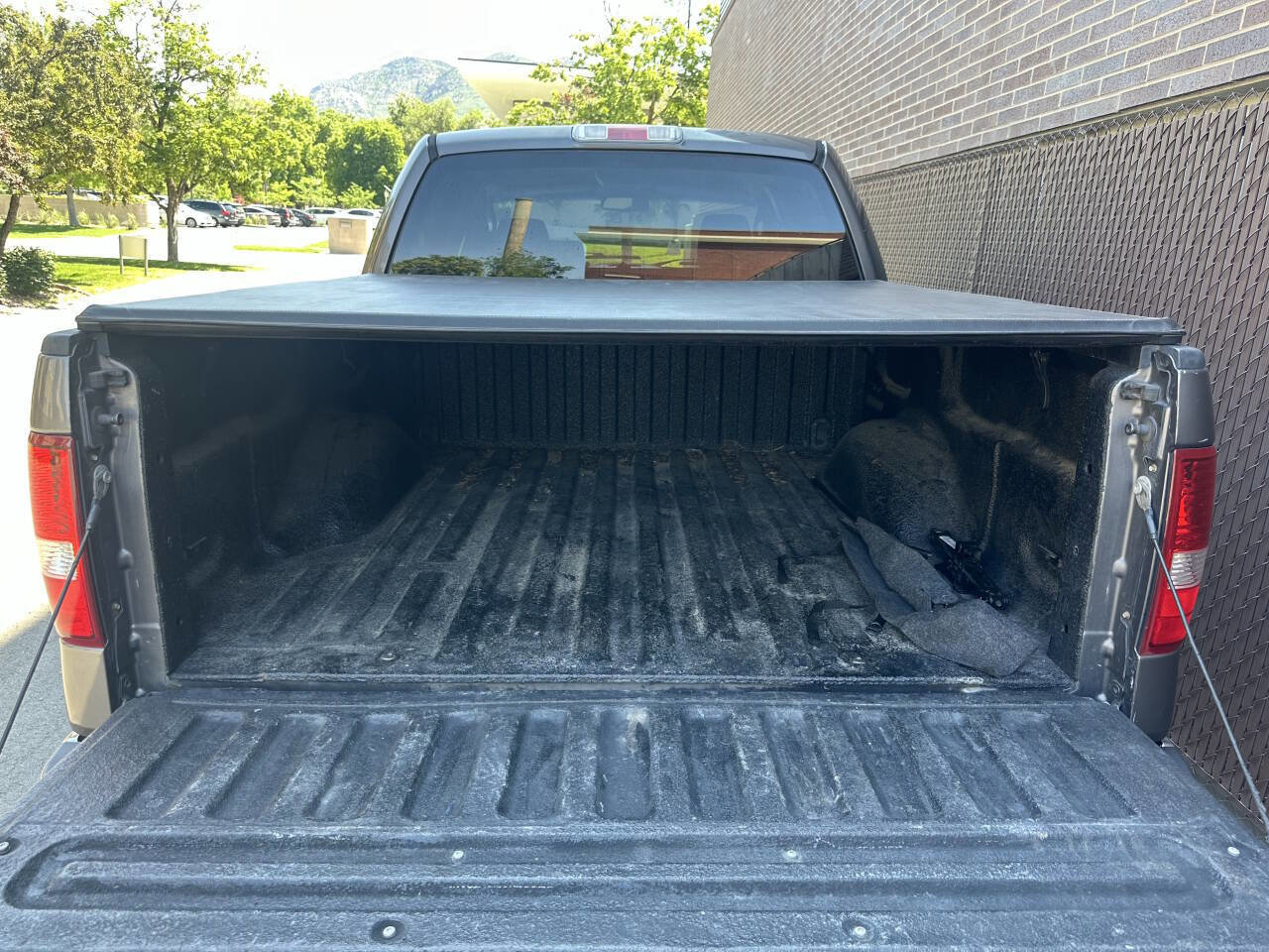 Used 2006 Ford F150 XLT image 9