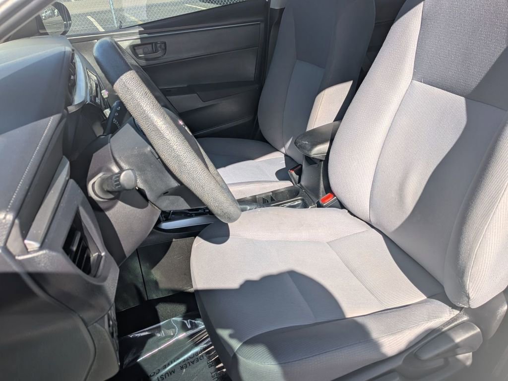 Used 2014 Toyota Corolla L FWD image 15